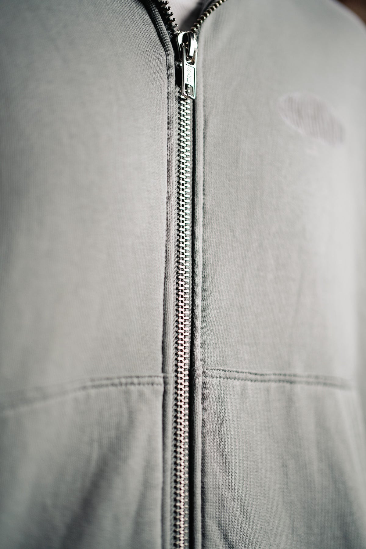FIELD ZIPPER - GREY