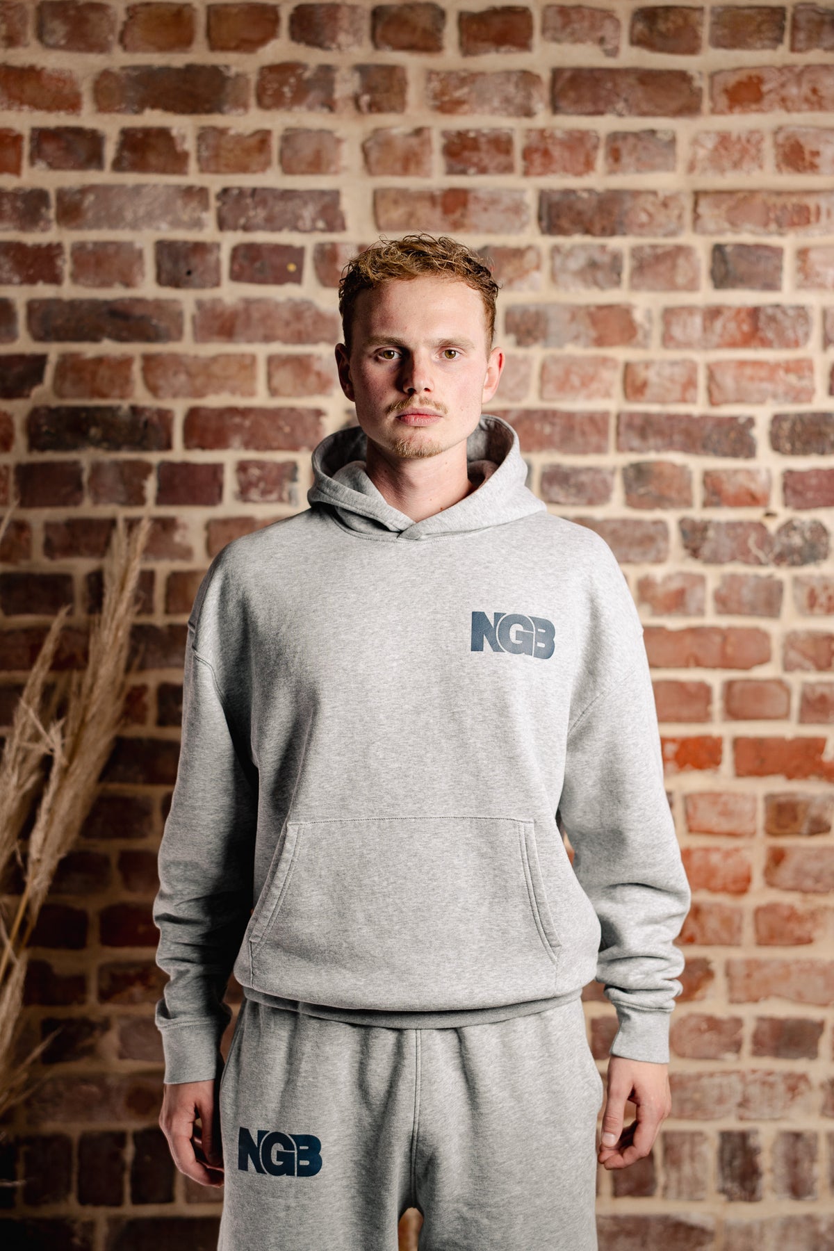 TRAVEL HOODIE - GREY