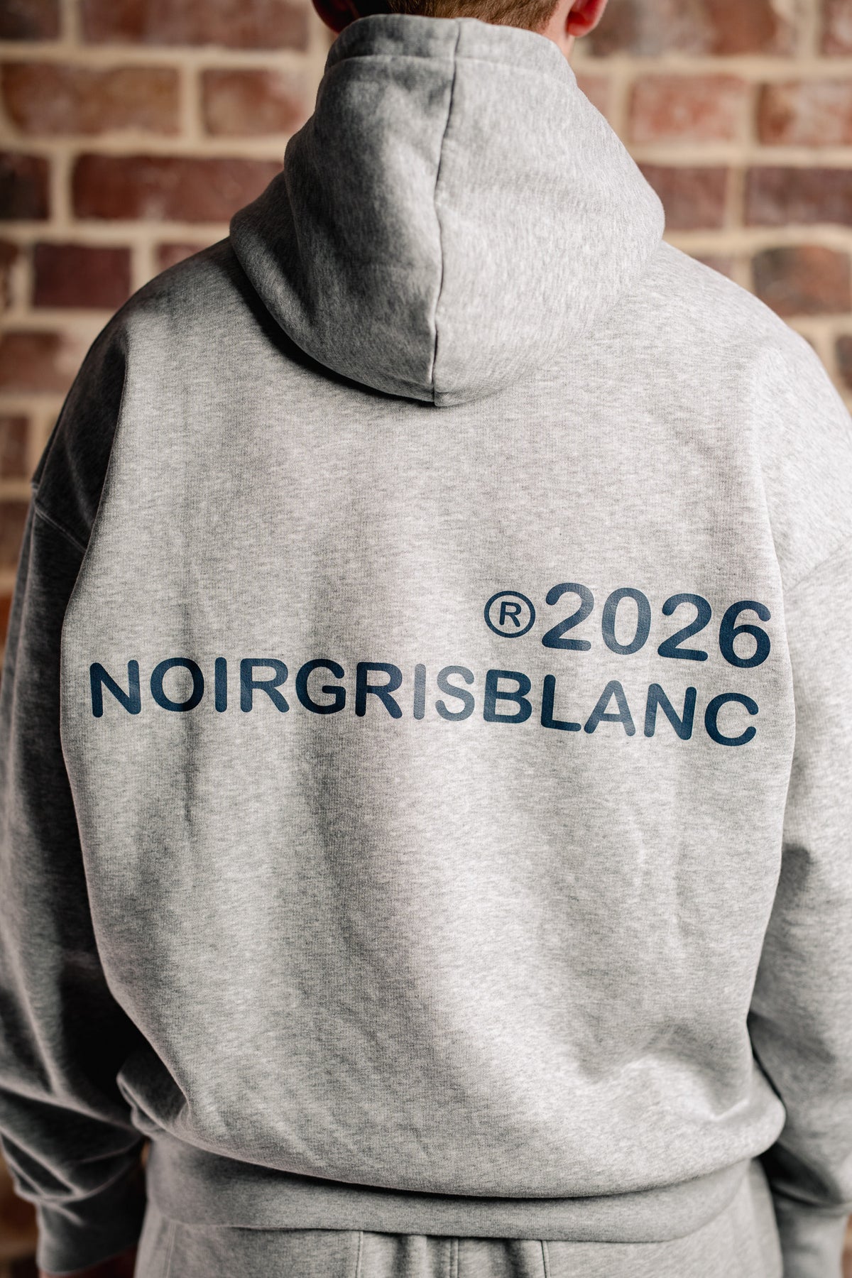 TRAVEL HOODIE - GREY