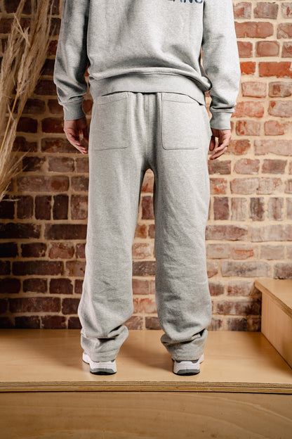 TRAVEL JOGGER - GREY