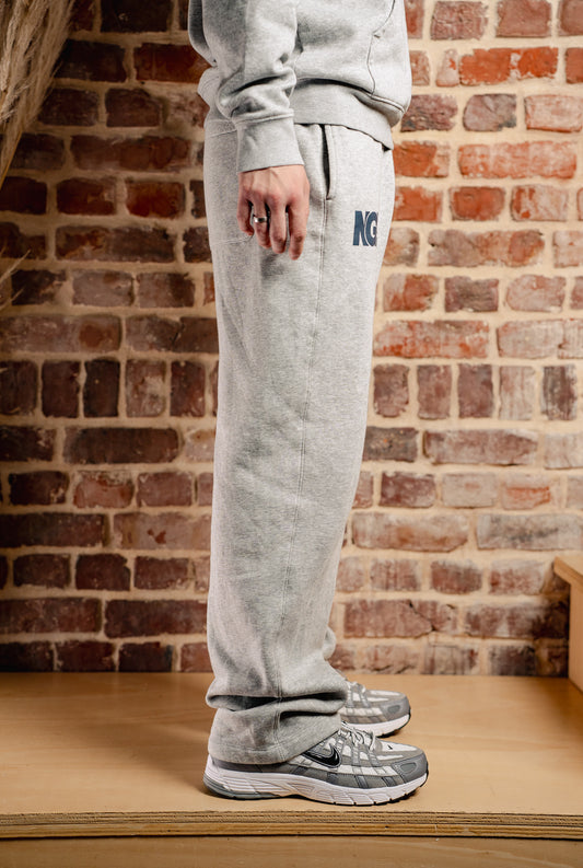 TRAVEL JOGGER - GREY