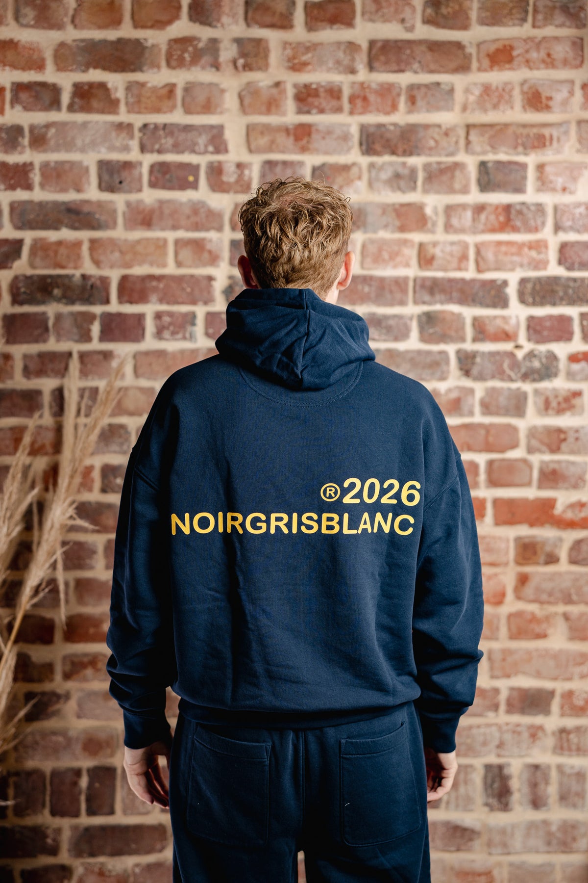 TRAVEL TRACKSUIT — NAVY