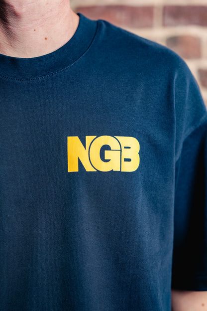 CAFÉ DE NGB TEE — NAVY & YELLOW