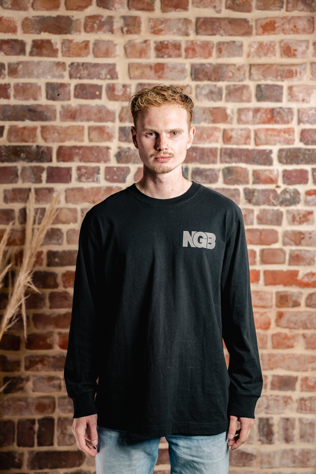 THE JOURNAL LONGSLEEVE - BLACK